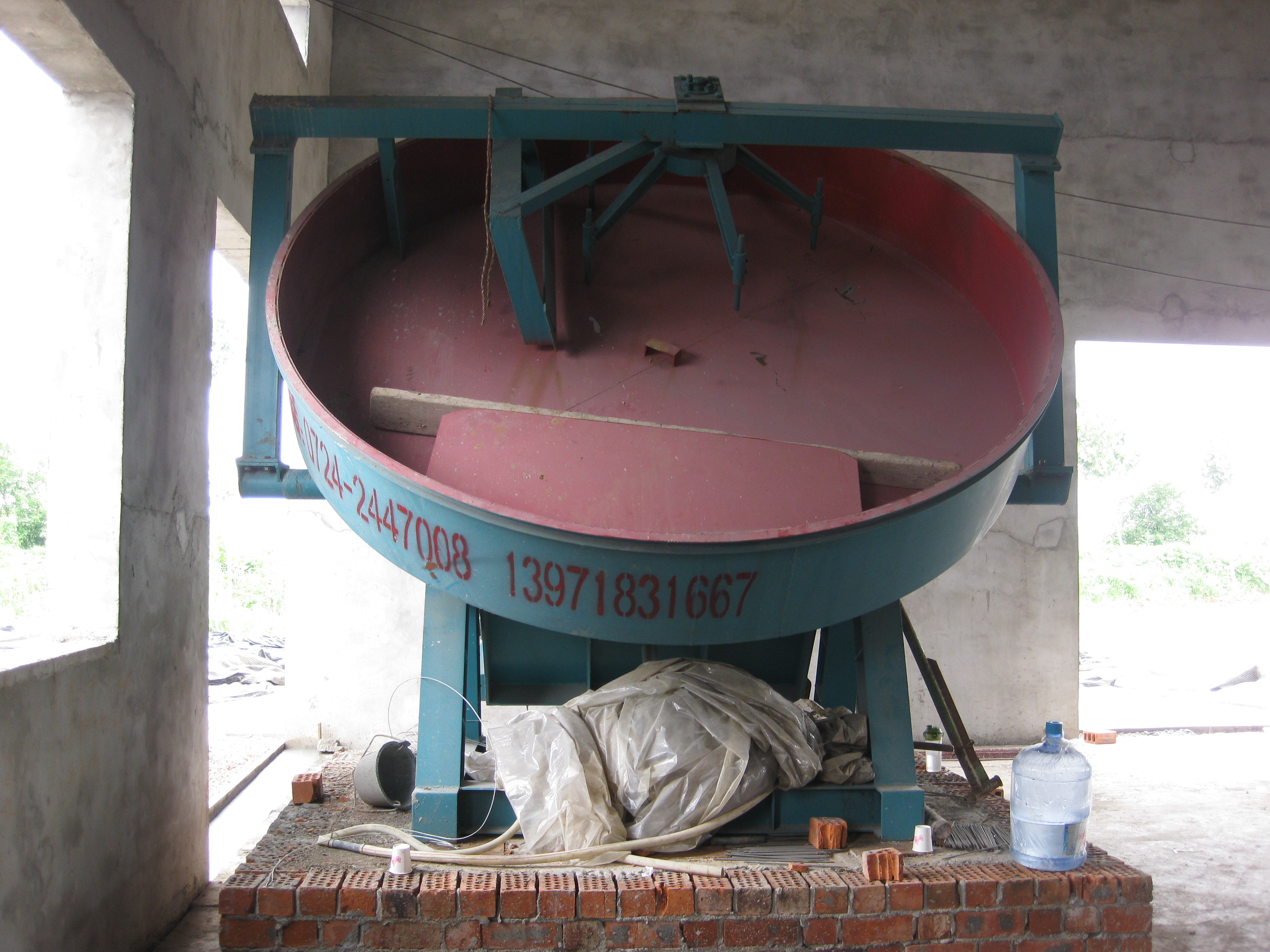有機(jī)肥圓盤造粒機(jī)4