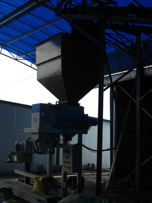 有机肥短圆柱颗粒生产线13